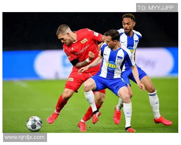 柏林赫塔客场惊险失利，遗憾未能取得胜利